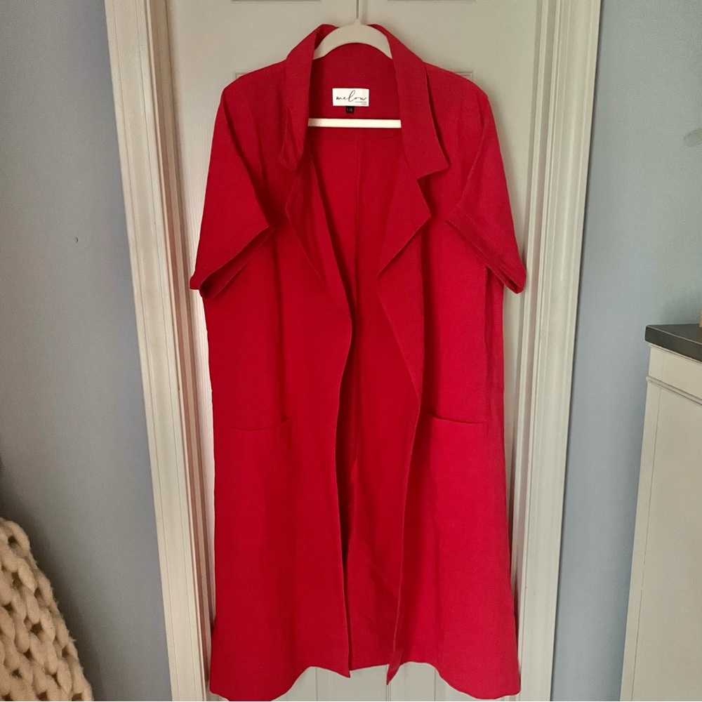 Melow Red Short Sleeve Duster sz LG